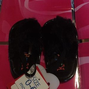 Babies Infant  Faux Fur Sandals Kidgets